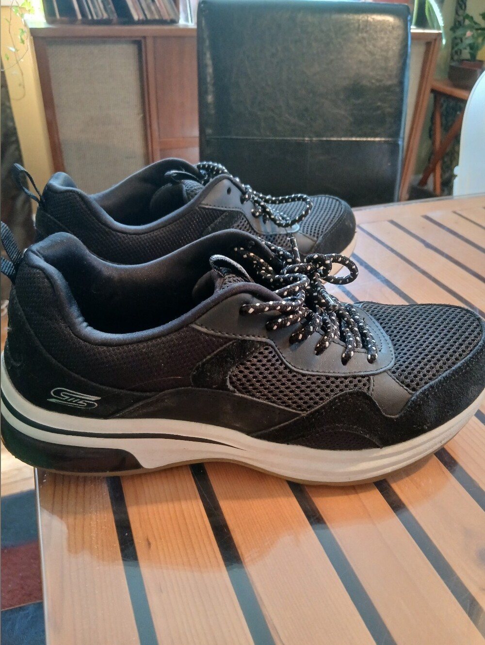 Sketchers Shoes Running Shoes Comfortable Womens Footwear